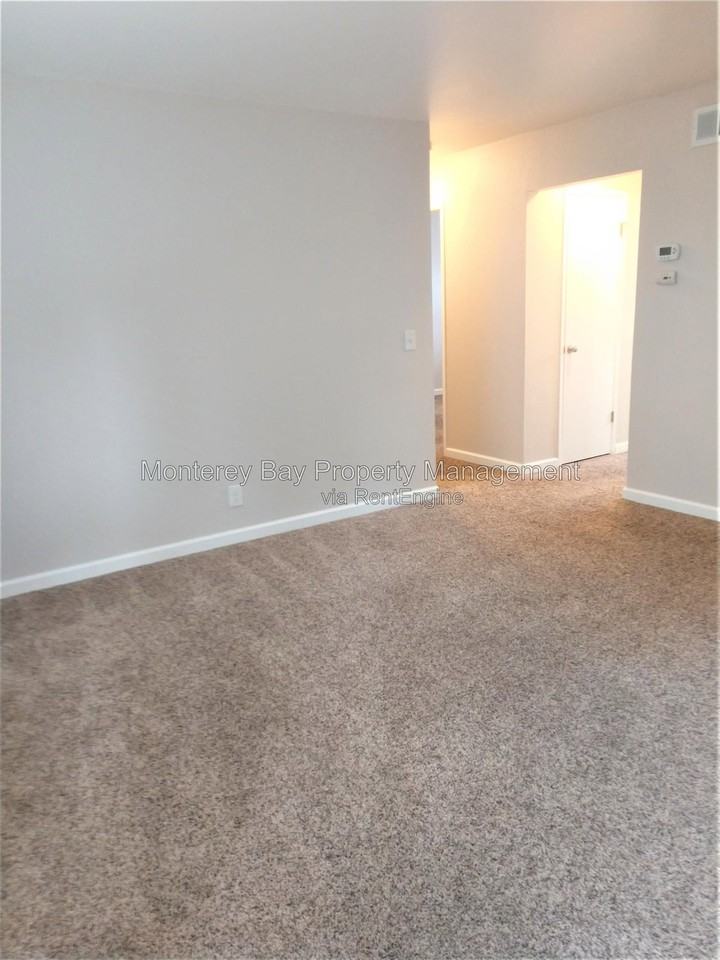 1113 4th St #A - Photo 5 of 13