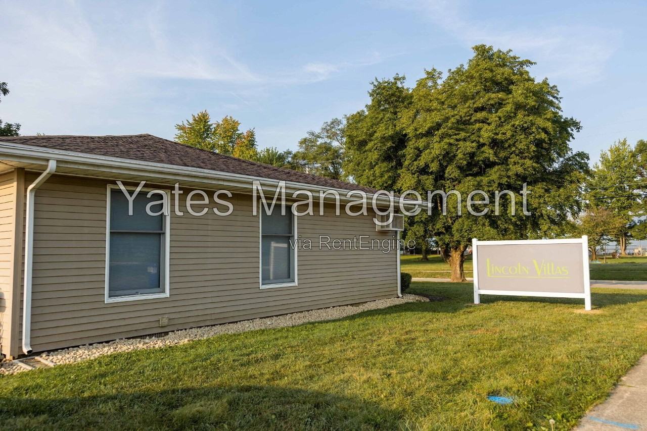 1121 E Lincoln St - Photo 6 of 12