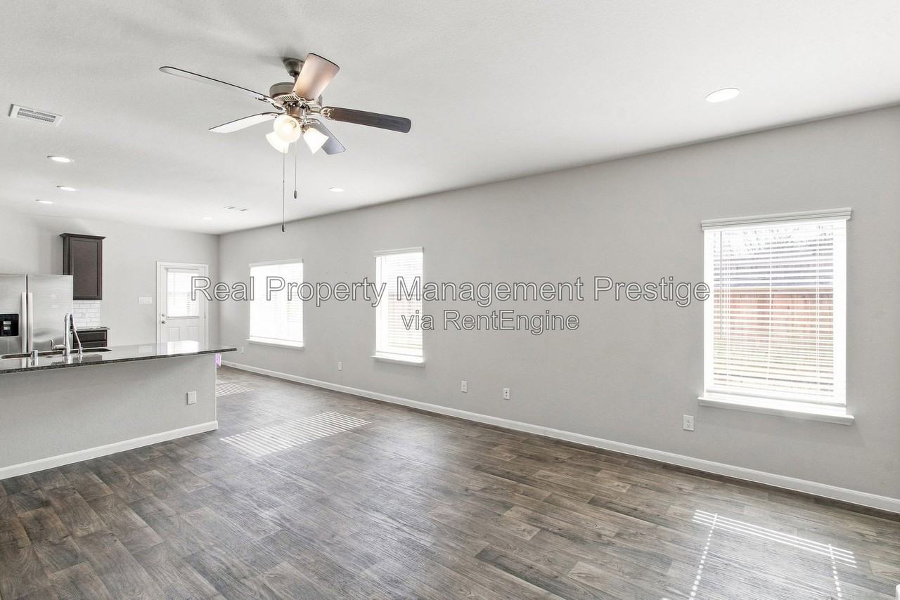 13025 Dancing Reed Dr - Photo 4 of 15