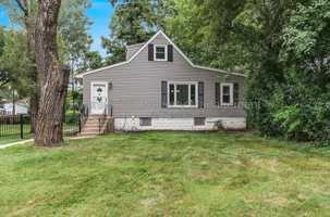 featured image of 28 S Richmond Ave