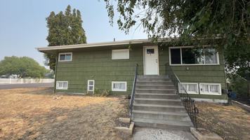 featured image of 210 Se Court St