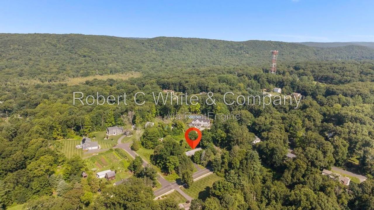 851 Ward Ln - Photo 4 of 28