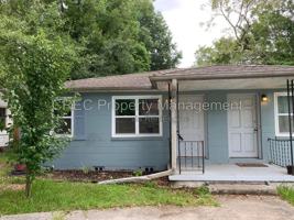 featured image of 1519 Balsam St #A