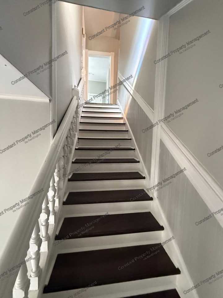 885 College St #883 - Photo 3 of 19