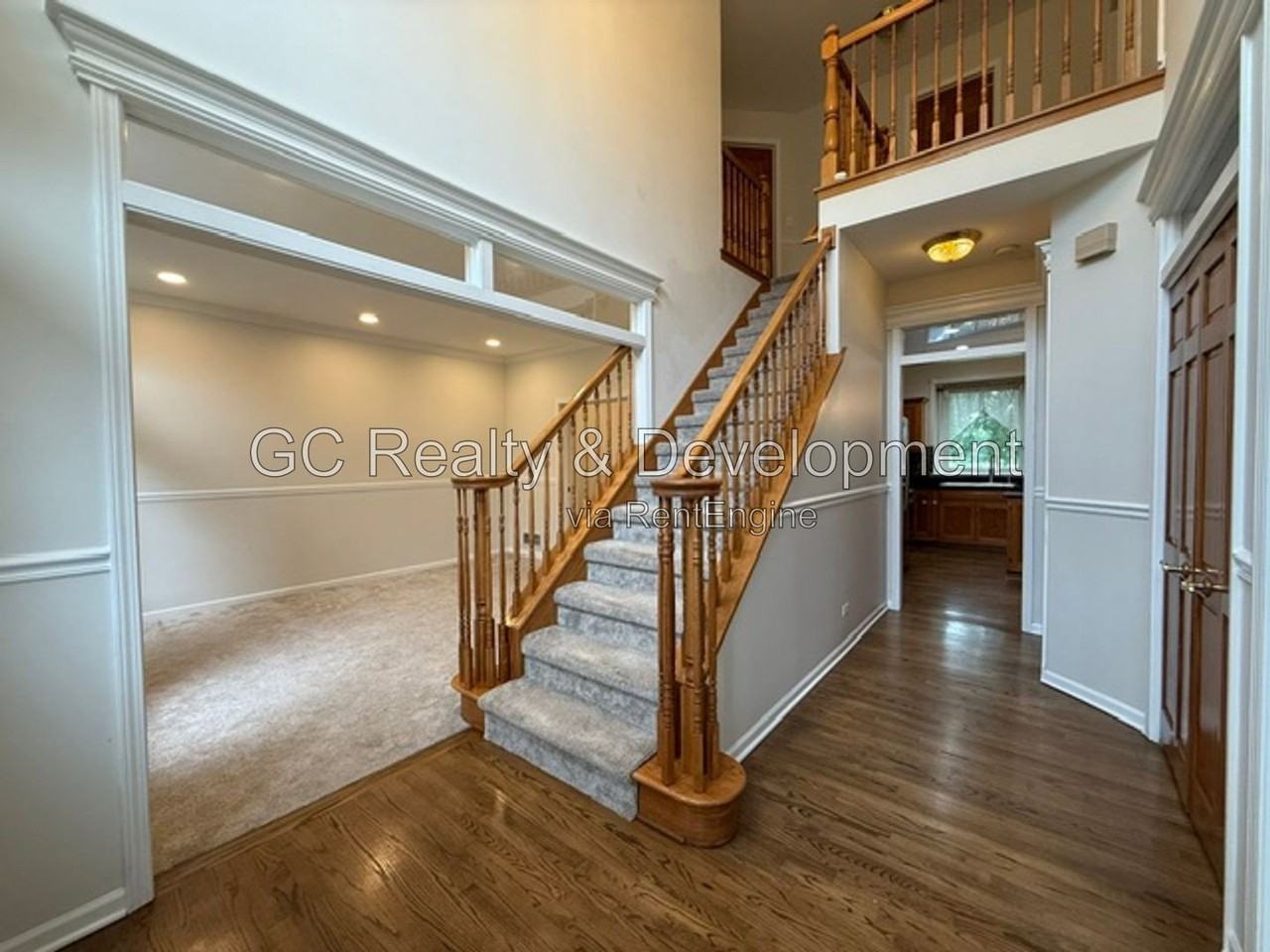 882 Clarendon Ln - Photo 2 of 46