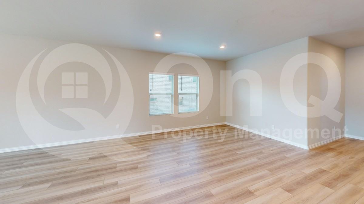 1508 Lannon Ln - Photo 7 of 25