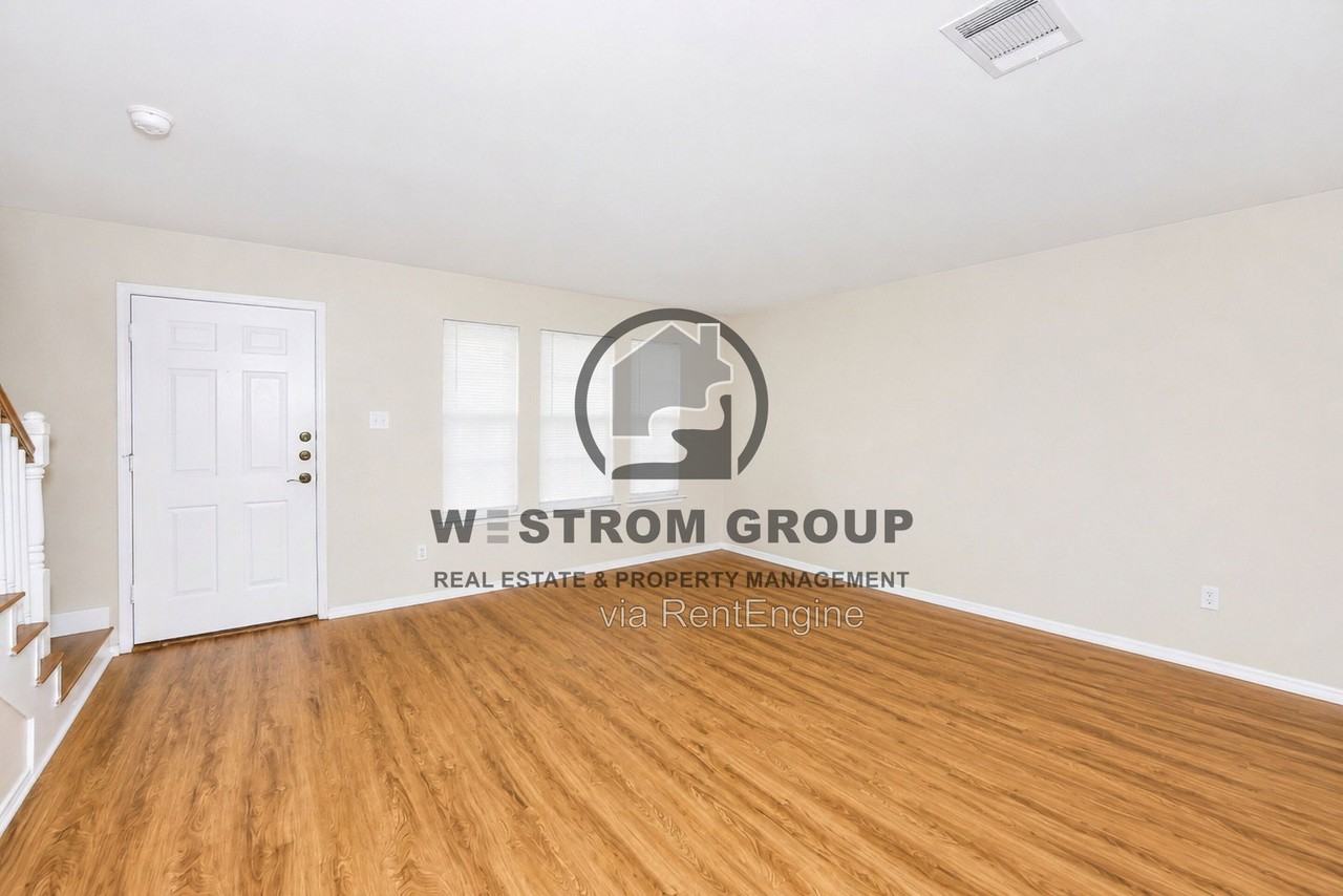 7120 Planters Row Dr - Photo 5 of 30