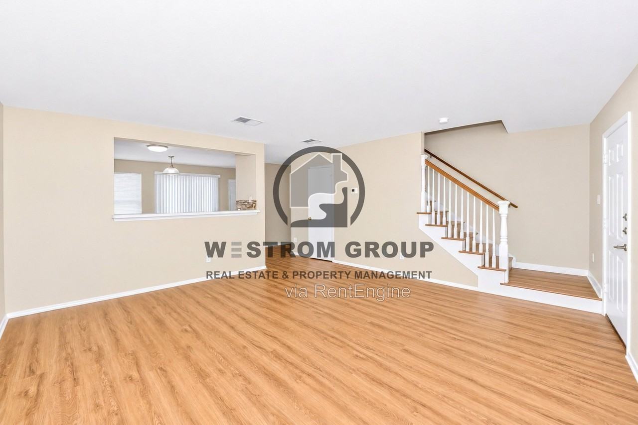 7120 Planters Row Dr - Photo 6 of 30