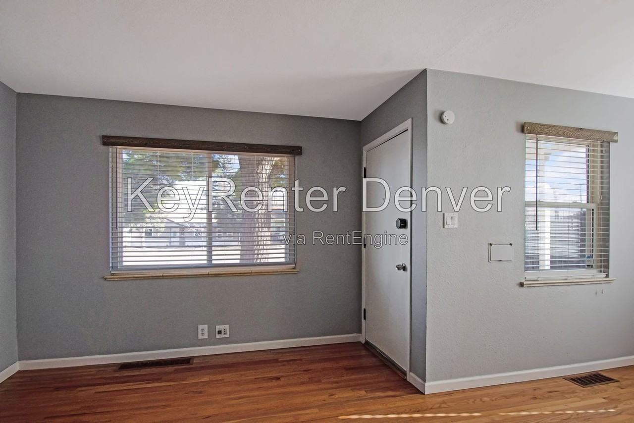 3473 S Fairfax St - Photo 5 of 25