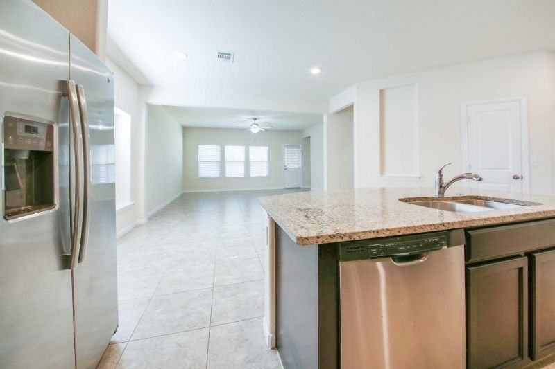14002 Madrigal Ln - Photo 3 of 50