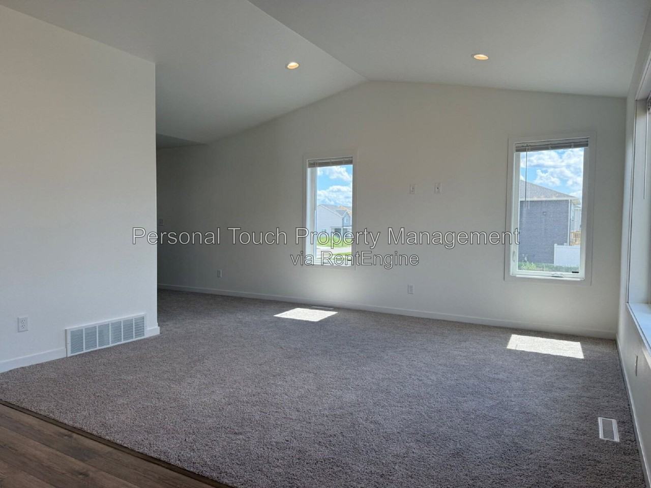 6767 32nd St S - Photo 6 of 43