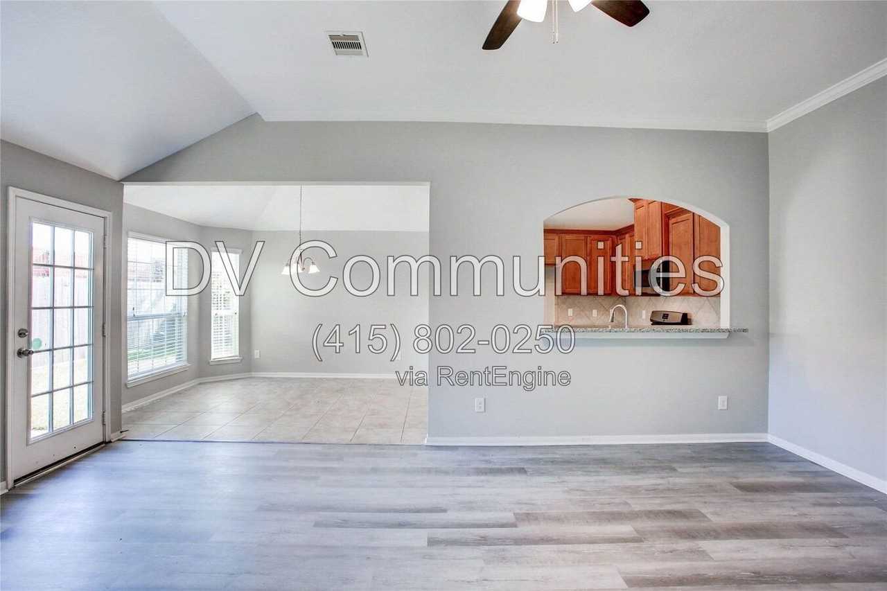 139 Long Canyon Ln - Photo 6 of 11