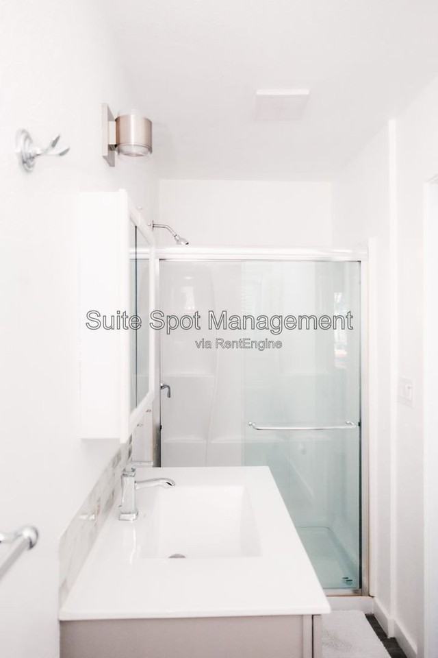 1409 Jefferson Ave #B1 - Photo 7 of 28
