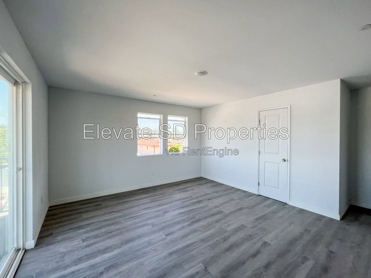 1819 E 9th St #105 - Photo 6 of 17