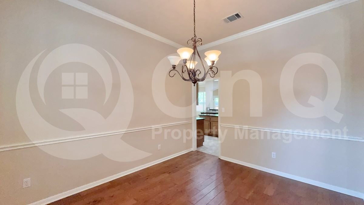 16212 Double Eagle Dr - Photo 5 of 32
