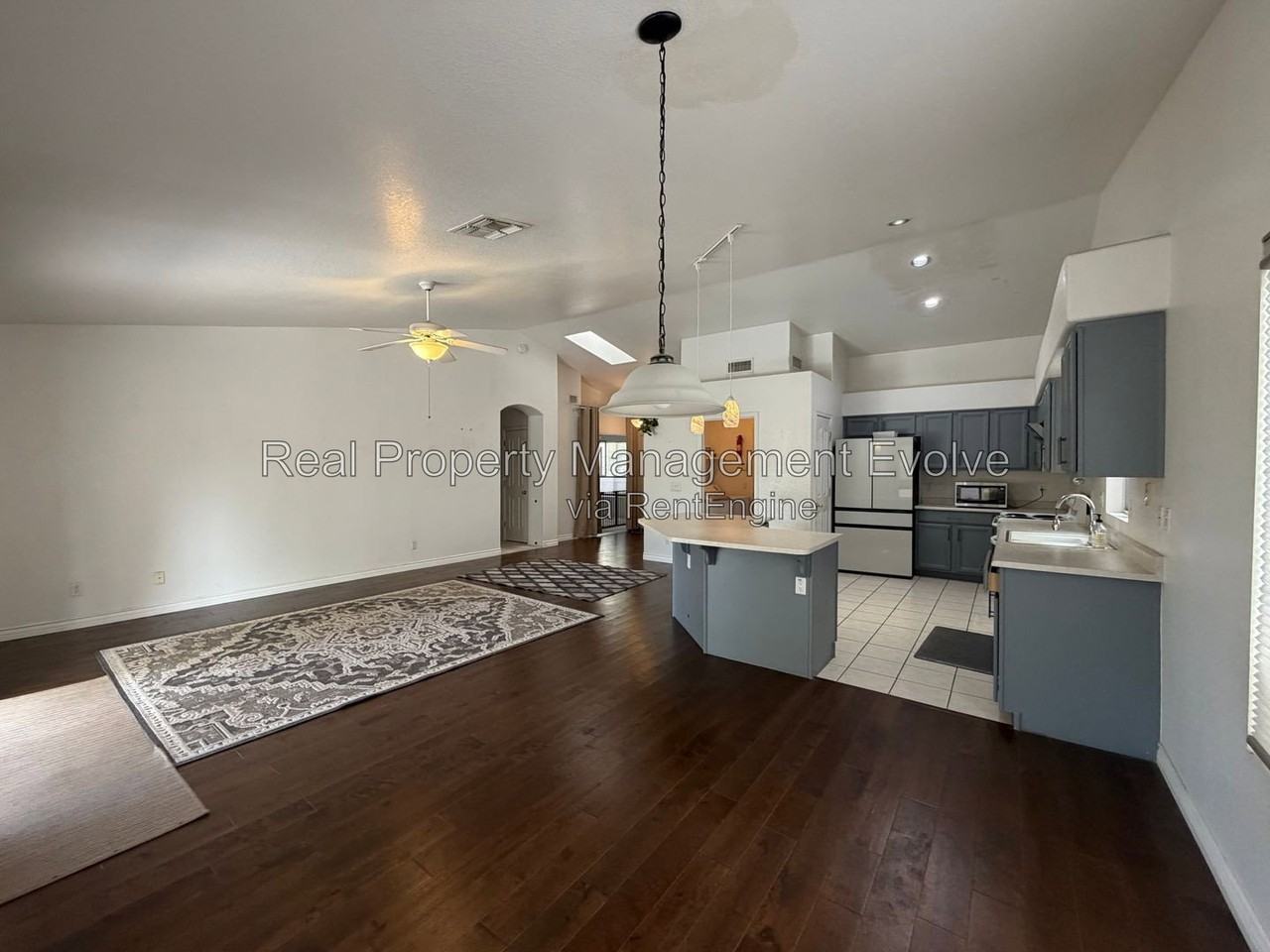 2227 E Edna Ave - Photo 7 of 34