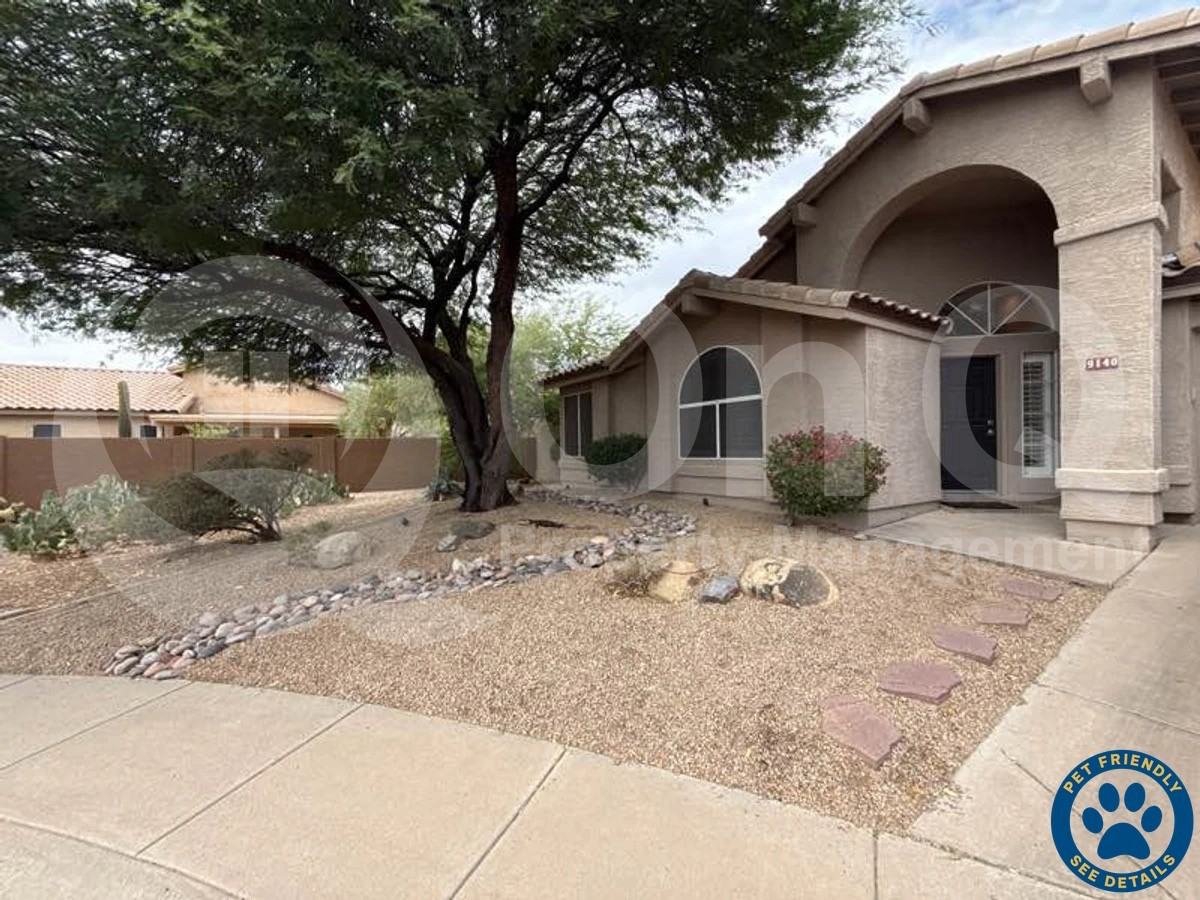9140 E Siesta Ln
