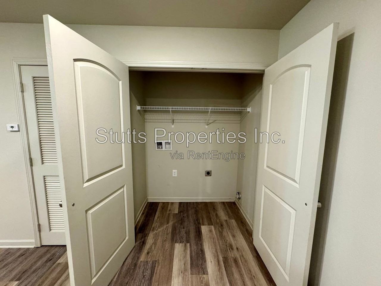 201 Spindle Ct #101 - Photo 5 of 7