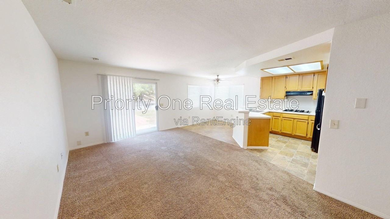 11174 Paseo Montanoso - Photo 7 of 20