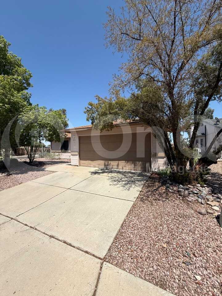 6121 S Birchwood Dr - Photo 3 of 22