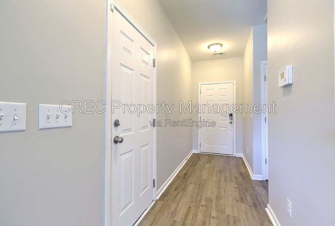 9657 Spencer Woods Rd - Photo 5 of 29