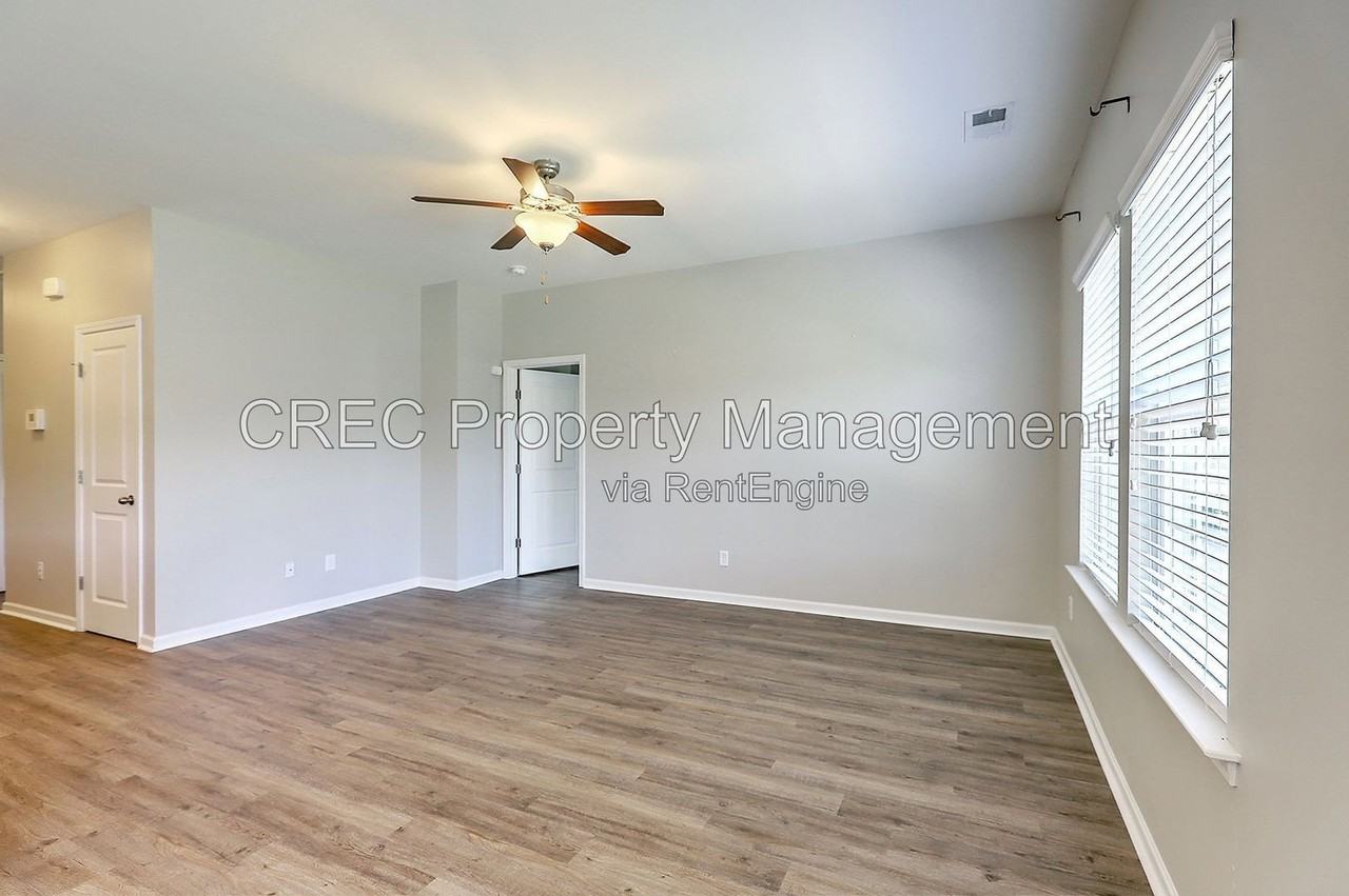 9657 Spencer Woods Rd - Photo 7 of 29