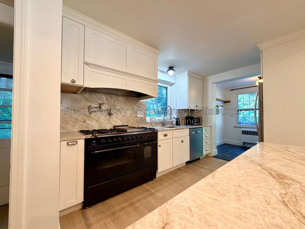 152 Gordon St - Photo 7 of 29