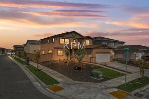 featured image of 10925 Admiral Cove Way #1