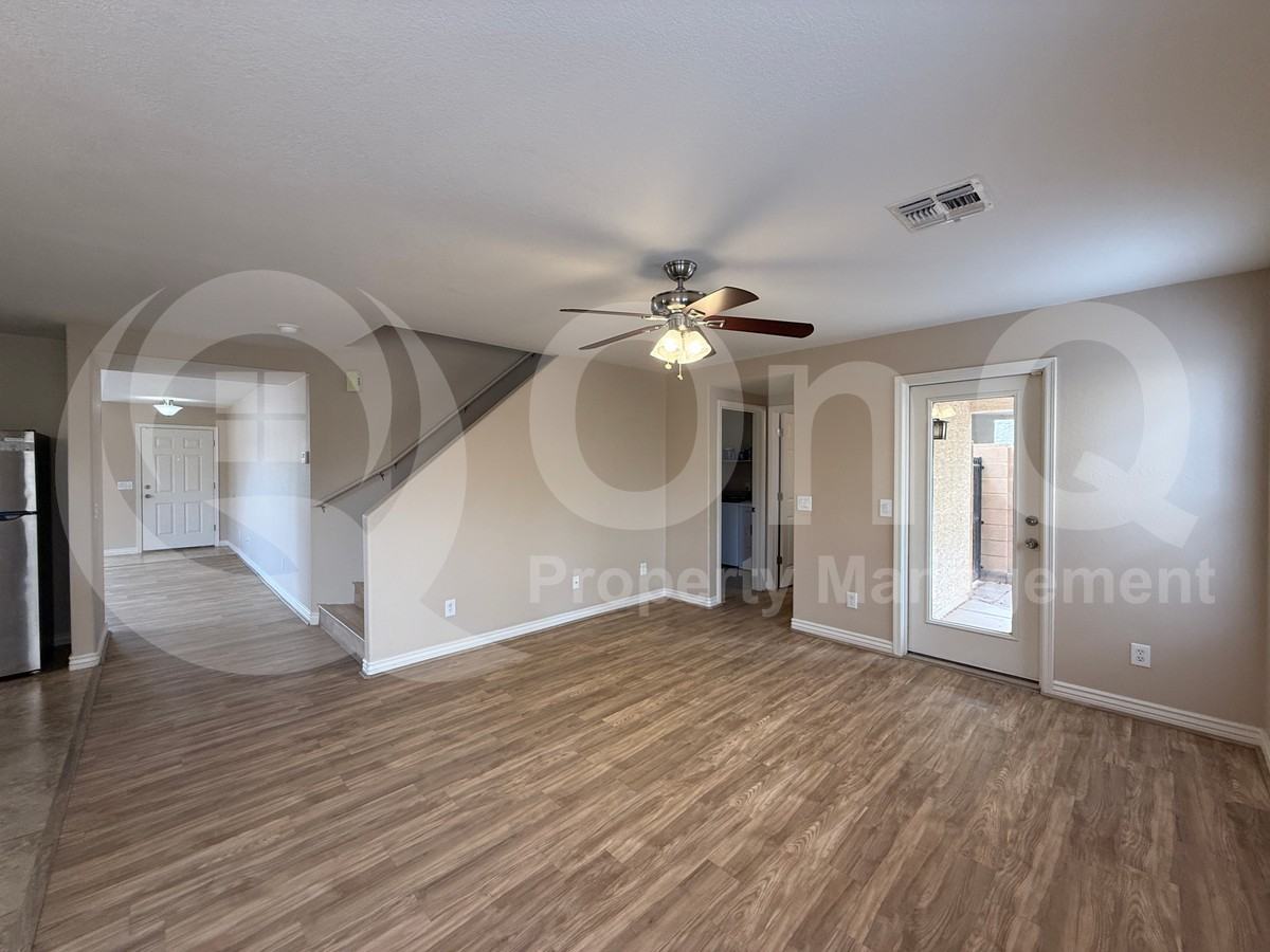 422 W Redwood Dr - Photo 5 of 27