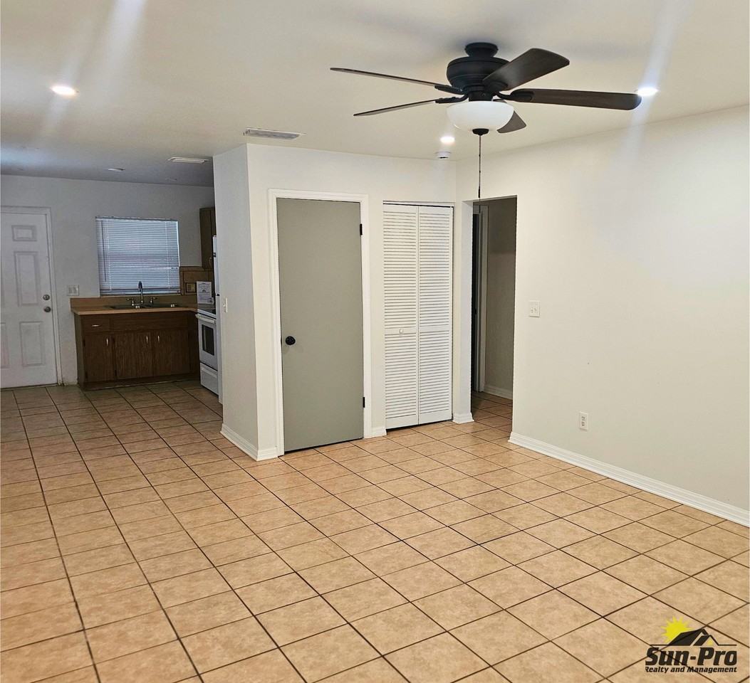 715 Georgia St #1 - Photo 3 of 16
