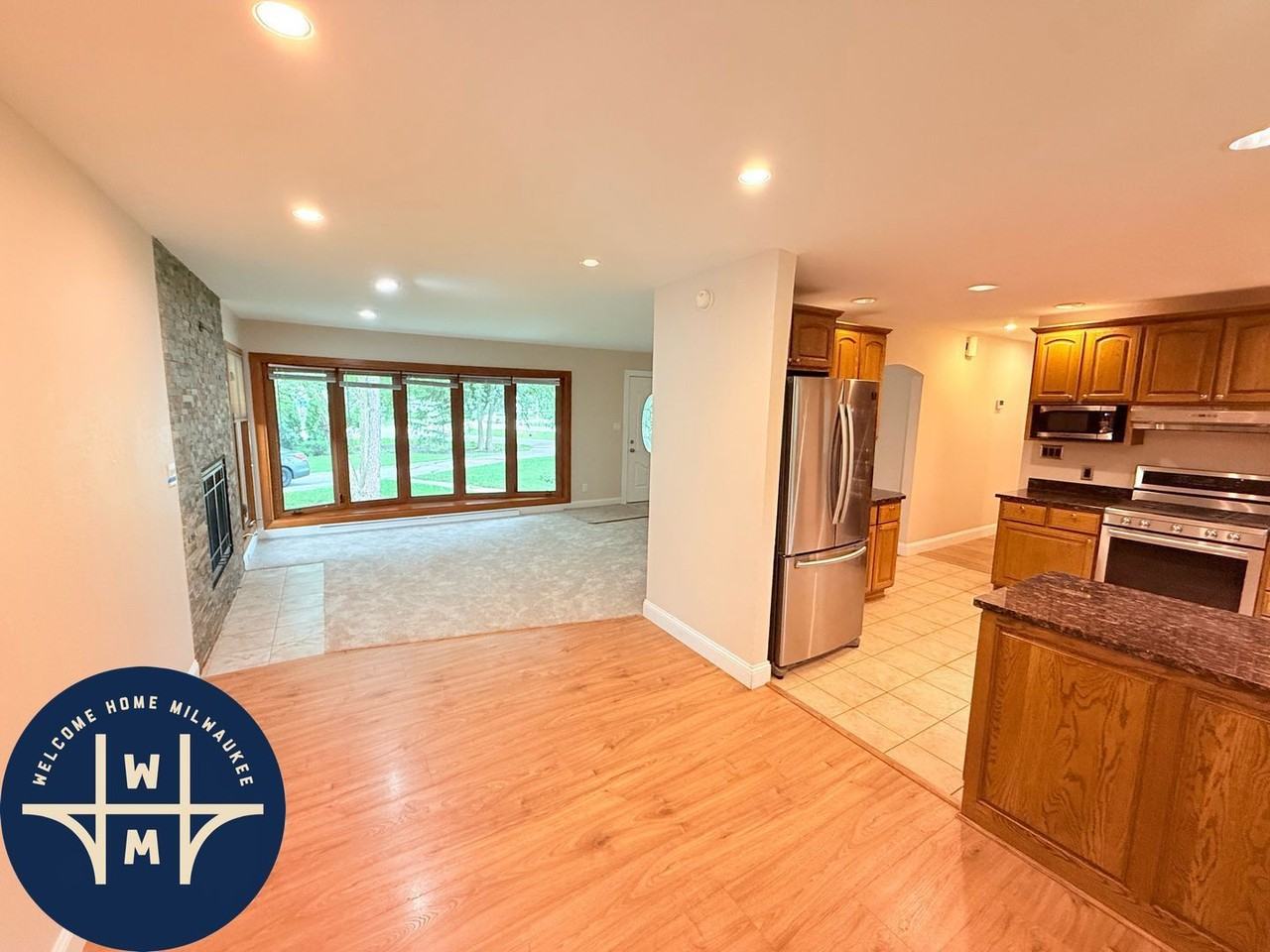 12400 Elmhurst Pkwy - Photo 6 of 28