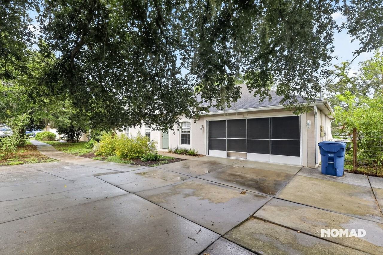 14169 Spring Hill Dr - Photo 4 of 38