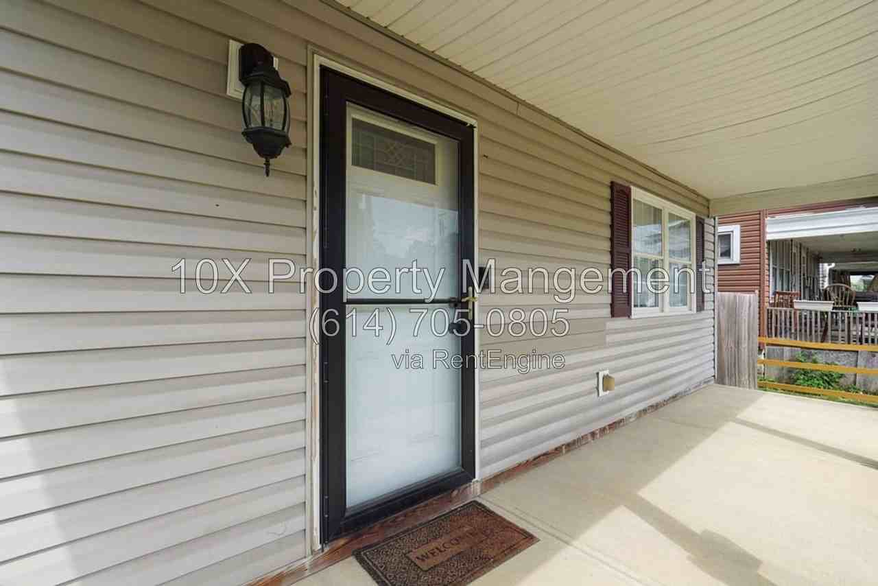 1015 Lockbourne Rd - Photo 7 of 34