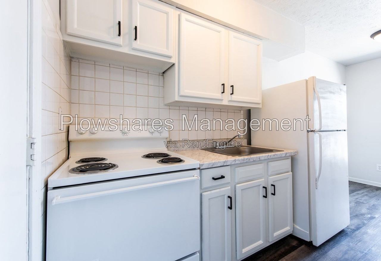 5642 Butternut Rd - Photo 6 of 17