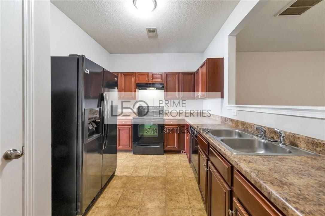 2306 Bigwood Trl #1 - Photo 3 of 16