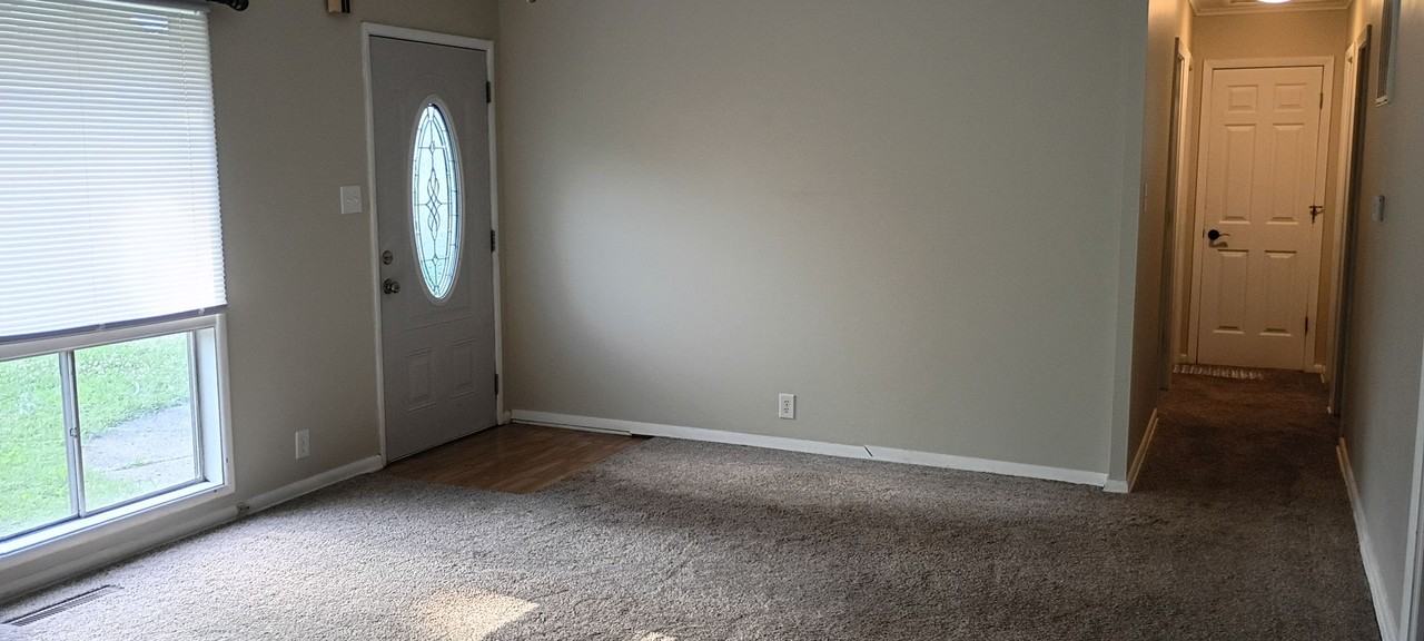 702 Saratoga Ave - Photo 3 of 15