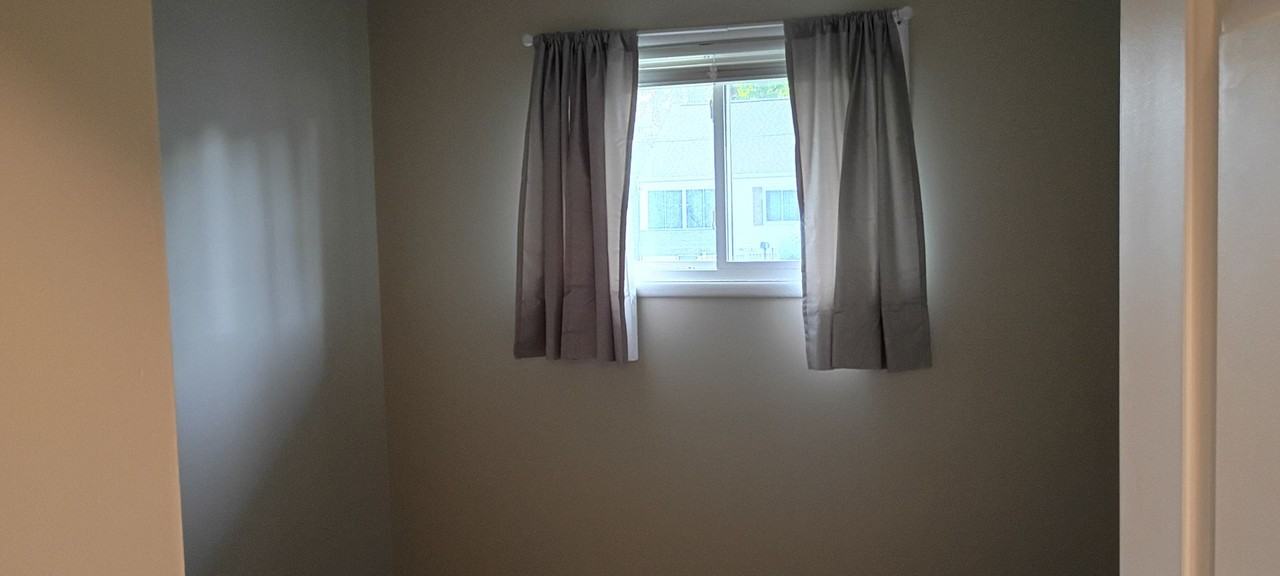 702 Saratoga Ave - Photo 6 of 15