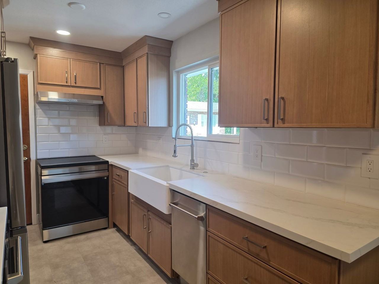 1227 S Arlington Ave - Photo 5 of 12