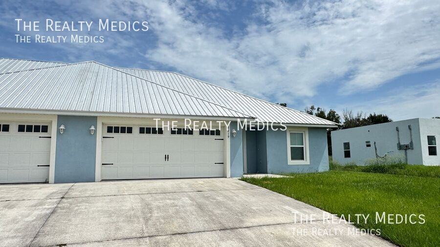 8219 Cozumel Ln - Photo 4 of 50