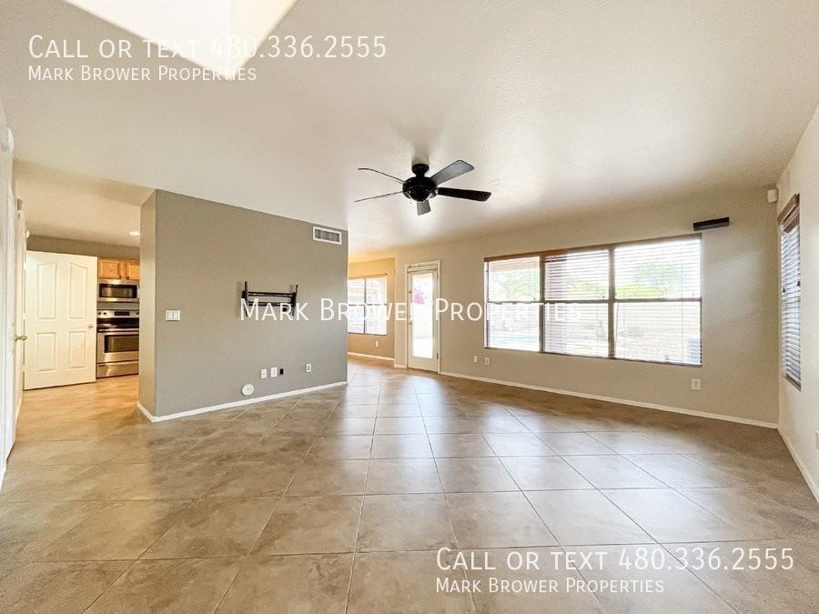4714 E Mossman Rd - Photo 5 of 23