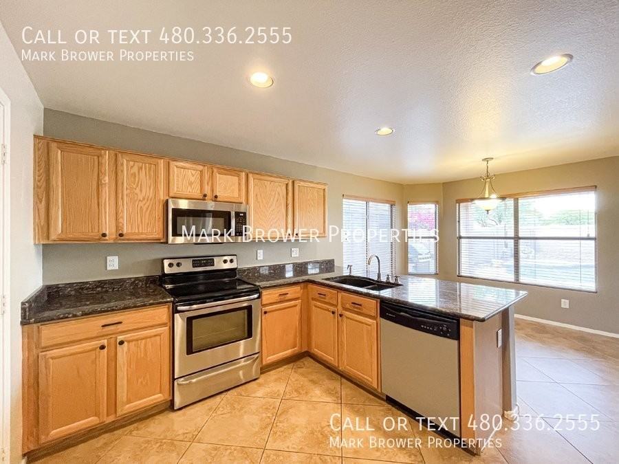 4714 E Mossman Rd - Photo 6 of 23