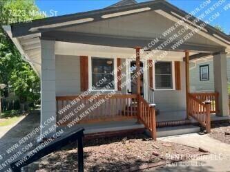 7223 Main St - Photo 2 of 19