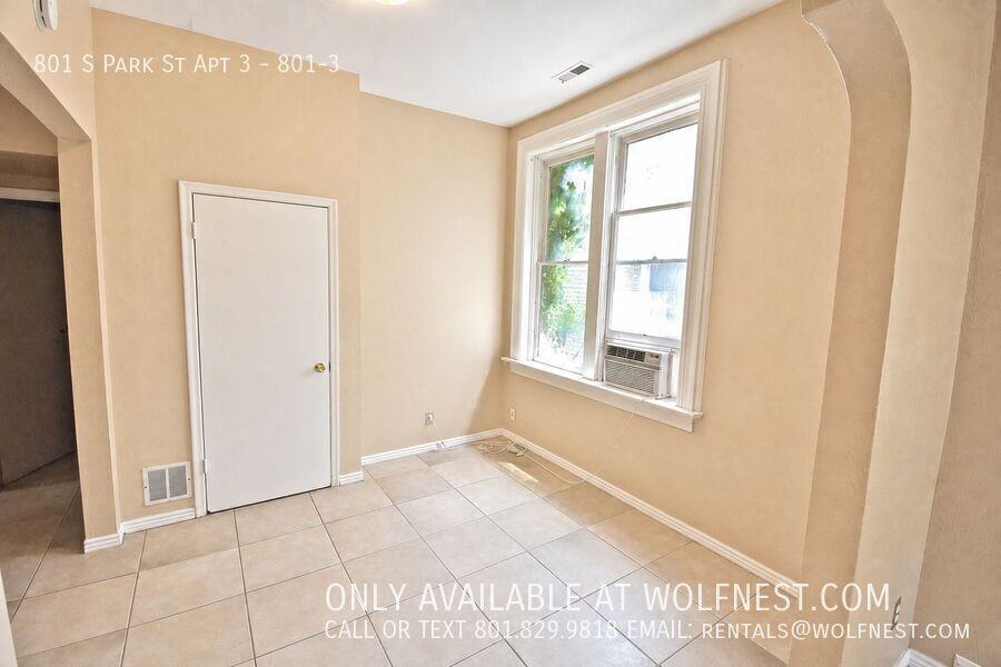 801 S Park St Apt 3 #801-3 - Photo 6 of 16