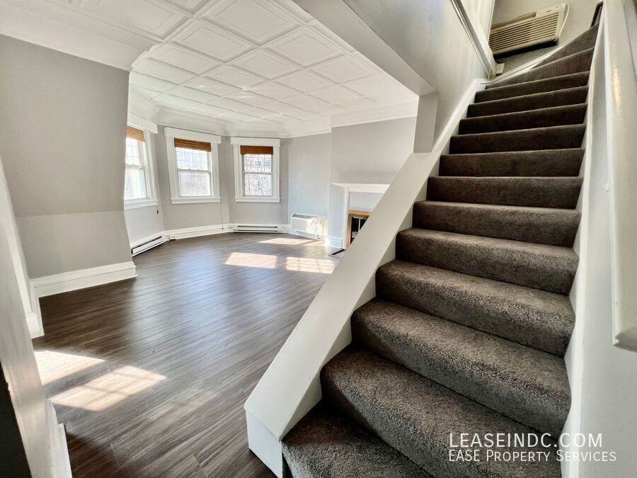 1331 18th St Nw #5 - Photo 2 of 22