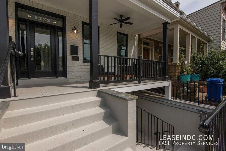 1232 I St Ne #2 - Photo 2 of 26