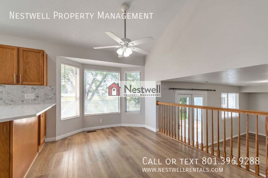 4673 W Athens Dr - Photo 3 of 31