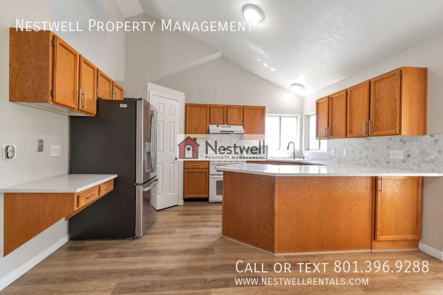 4673 W Athens Dr - Photo 4 of 31