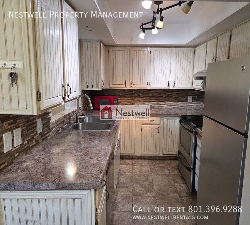 830 E Gatewood Dr - Photo 5 of 27