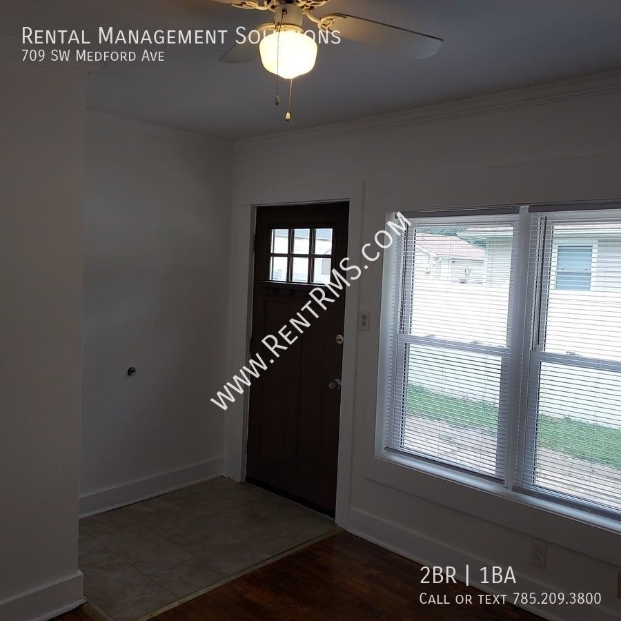709 Sw Medford Ave - Photo 7 of 22
