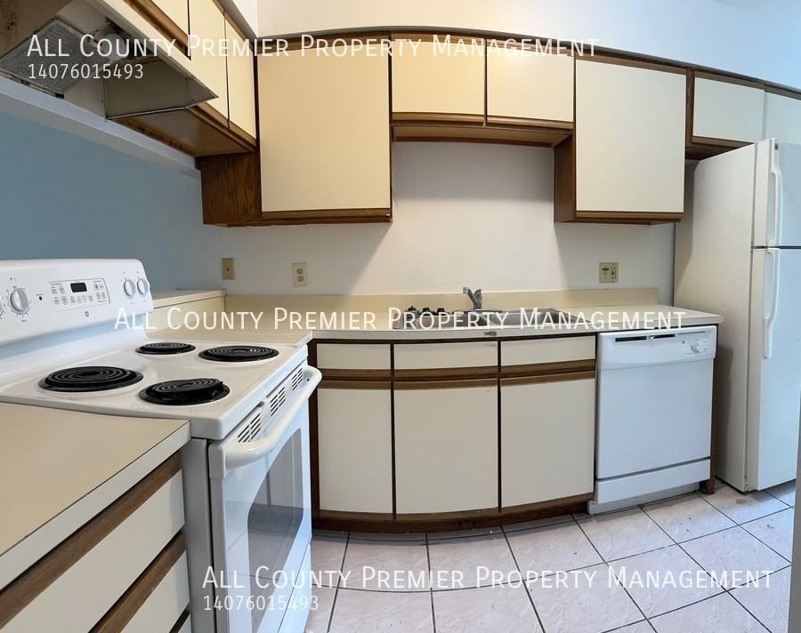 2021 Caribbean Dr S - Photo 3 of 10